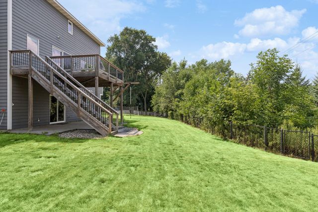 9080 Princeton Circle, Woodbury, MN 55125