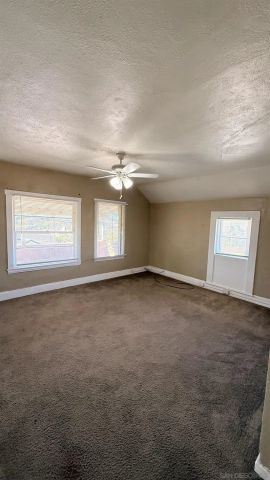 176 Olive St, Lake Elsinore, CA 92530