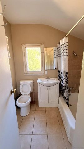 176 Olive St, Lake Elsinore, CA 92530