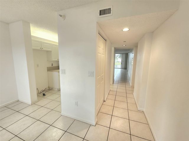 7751 Southampton Terrace 213, Tamarac, FL 33321