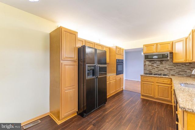 303 WOODDALE AVE, New Castle, DE 19720