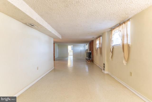 303 WOODDALE AVE, New Castle, DE 19720
