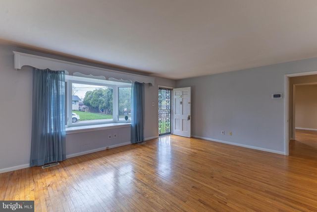 303 WOODDALE AVE, New Castle, DE 19720