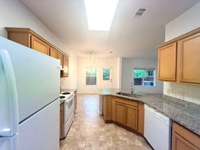 3217 Judge Holland Lane, Plano, TX 75025