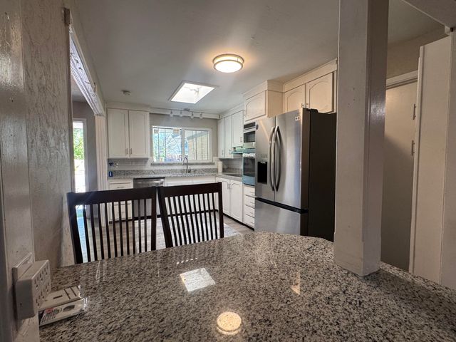 7700 Palo Duro Avenue NE, Albuquerque, NM 87110