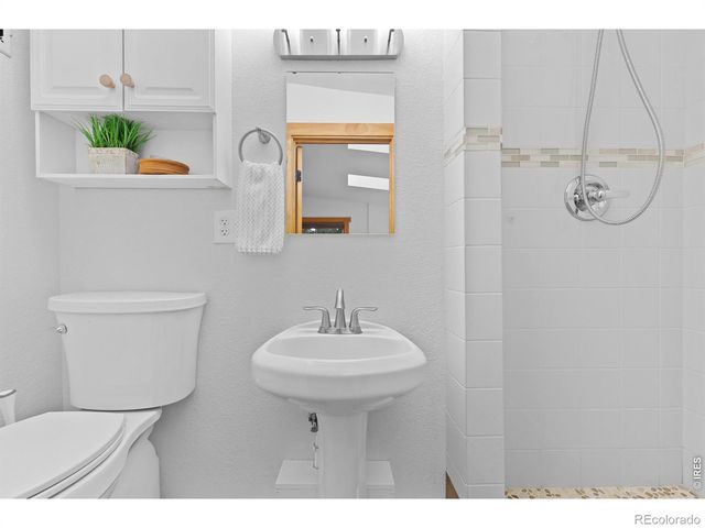 1003 Eagle Drive, Lyons, CO 80540