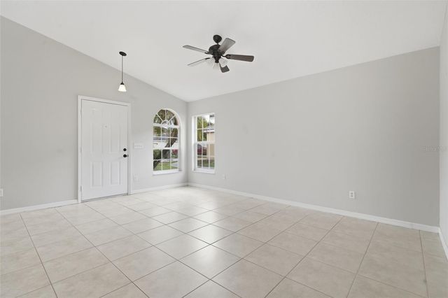 38 VANNA COURT, Orlando, FL 32807