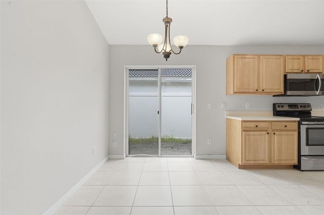 38 VANNA COURT, Orlando, FL 32807