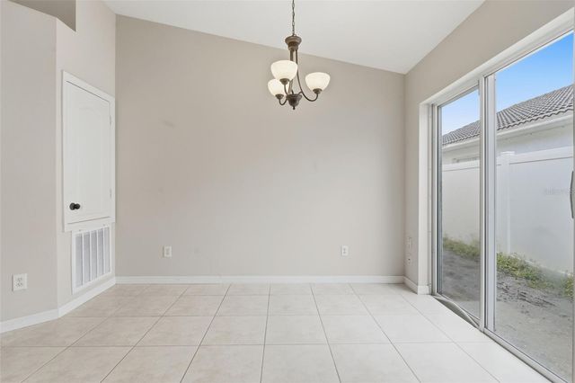 38 VANNA COURT, Orlando, FL 32807