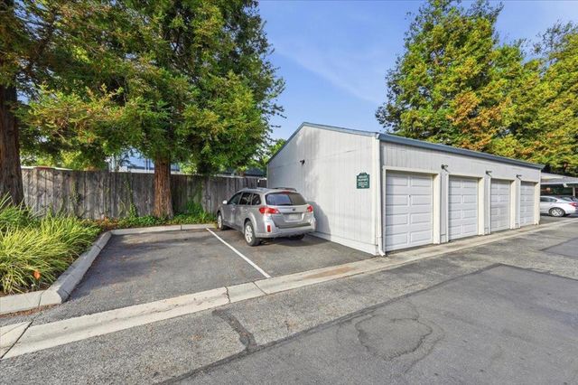 723 Sierra Vista Avenue 2, Mountain View, CA 94043
