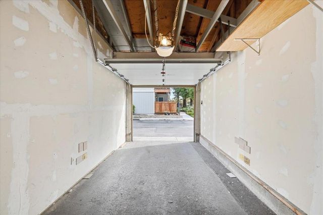 723 Sierra Vista Avenue 2, Mountain View, CA 94043