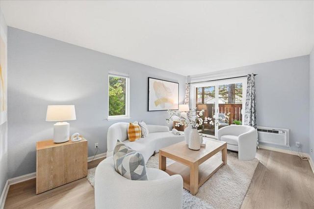 723 Sierra Vista Avenue 2, Mountain View, CA 94043