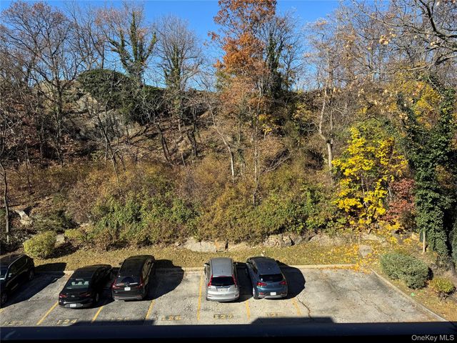 1101 Midland Avenue 402, Bronxville, NY 10708