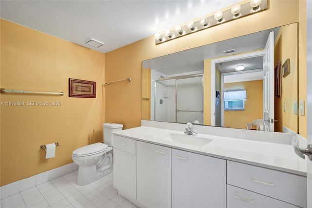 17700 N Bay Rd 805, Sunny Isles Beach, FL 33160