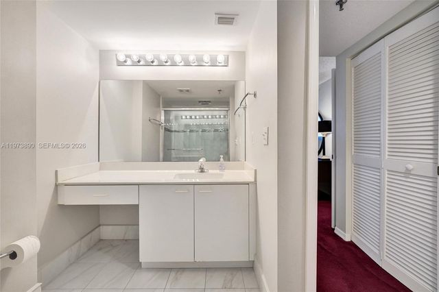 17700 N Bay Rd 805, Sunny Isles Beach, FL 33160