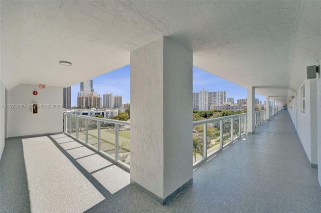 17700 N Bay Rd 805, Sunny Isles Beach, FL 33160