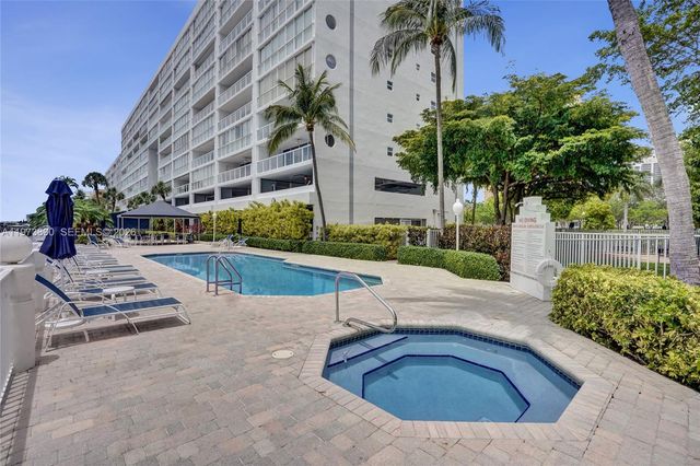 17700 N Bay Rd 805, Sunny Isles Beach, FL 33160