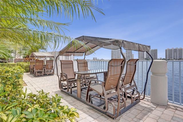 17700 N Bay Rd 805, Sunny Isles Beach, FL 33160