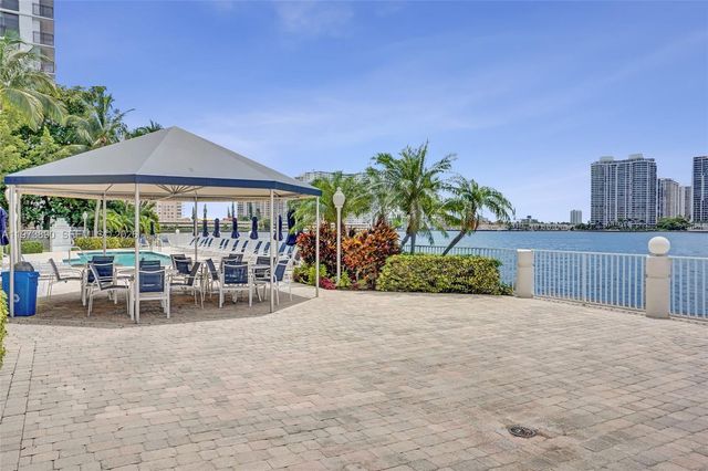 17700 N Bay Rd 805, Sunny Isles Beach, FL 33160