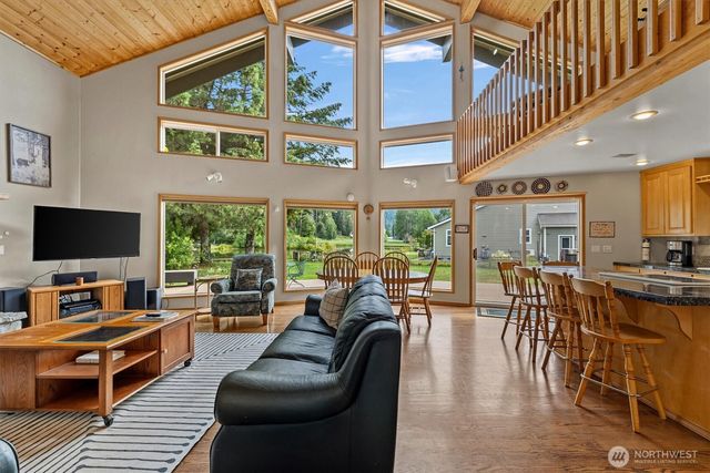 691 Pebble Beach Drive, Cle Elum, WA 98922