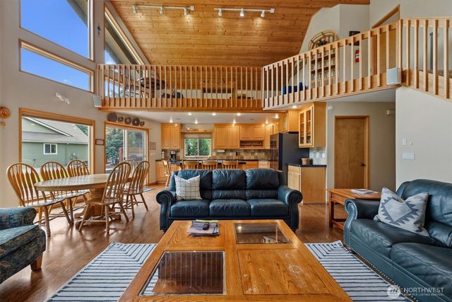 691 Pebble Beach Drive, Cle Elum, WA 98922