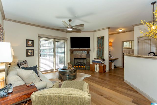 504 Riverhaven Pl Unit 504, Hoover, AL 35244