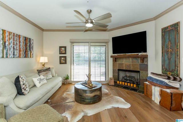 504 Riverhaven Pl Unit 504, Hoover, AL 35244