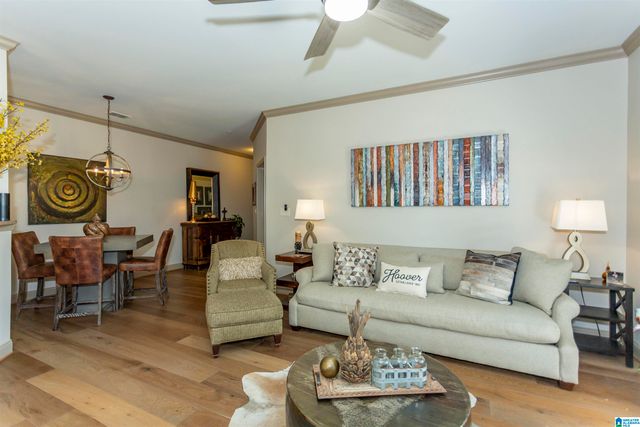 504 Riverhaven Pl Unit 504, Hoover, AL 35244