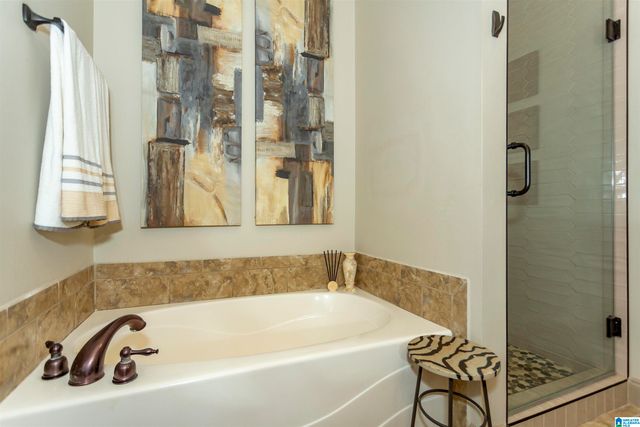 504 Riverhaven Pl Unit 504, Hoover, AL 35244