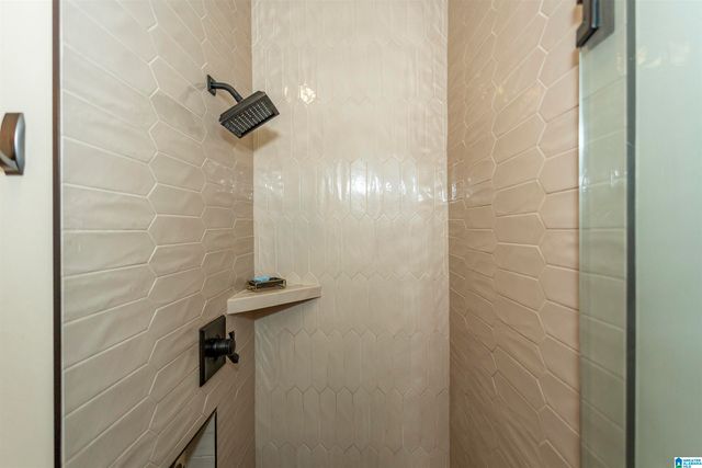 504 Riverhaven Pl Unit 504, Hoover, AL 35244