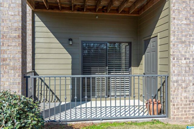 504 Riverhaven Pl Unit 504, Hoover, AL 35244