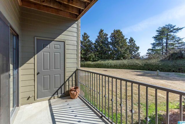 504 Riverhaven Pl Unit 504, Hoover, AL 35244