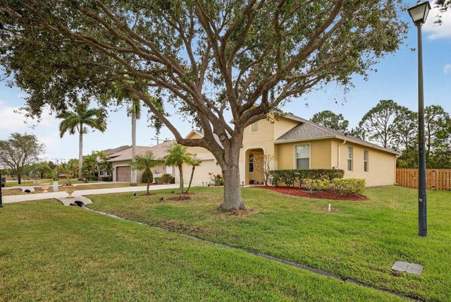 5806 NW Breezy Brook Court, Port St. Lucie, Port St Lucie, FL 34986