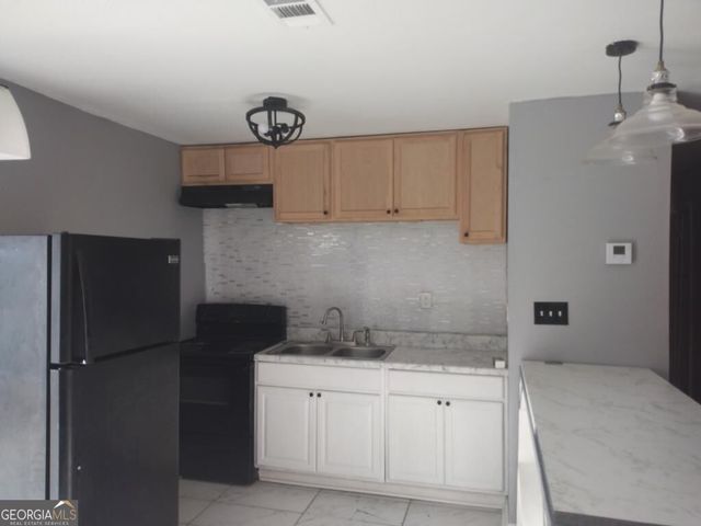 2582 Echols Place, Macon, GA 31206