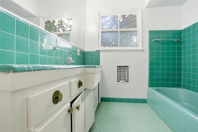 13421 BARBARA ANN ST, North Hollywood, CA 91605