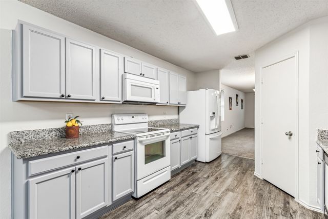 3516 Quannah Drive, Grand Prairie, TX 75052