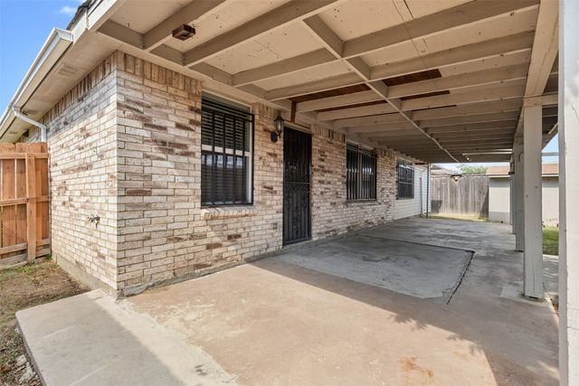 3516 Quannah Drive, Grand Prairie, TX 75052