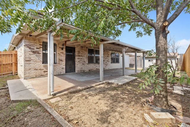 3516 Quannah Drive, Grand Prairie, TX 75052