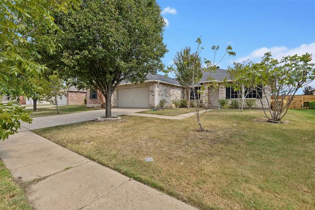 3516 Quannah Drive, Grand Prairie, TX 75052