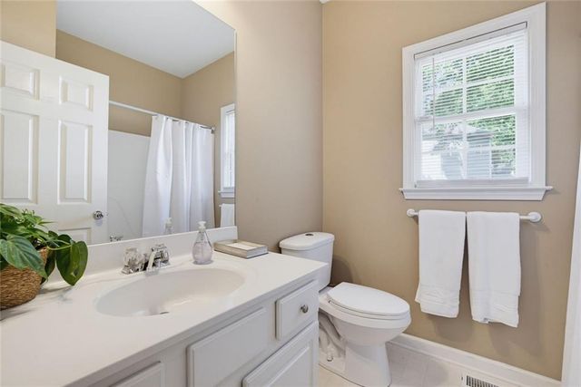 211 Sweetbriar Lane, Canton, GA 30115