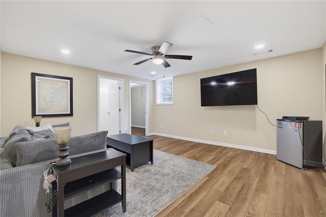 211 Sweetbriar Lane, Canton, GA 30115