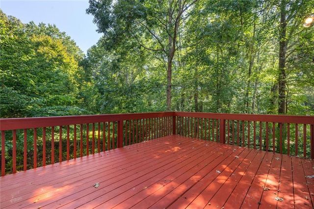 211 Sweetbriar Lane, Canton, GA 30115