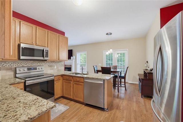 211 Sweetbriar Lane, Canton, GA 30115
