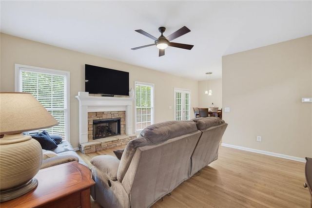 211 Sweetbriar Lane, Canton, GA 30115