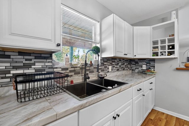 1828 Riverway Drive, Dallas, TX 75217