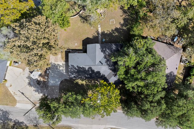 1828 Riverway Drive, Dallas, TX 75217
