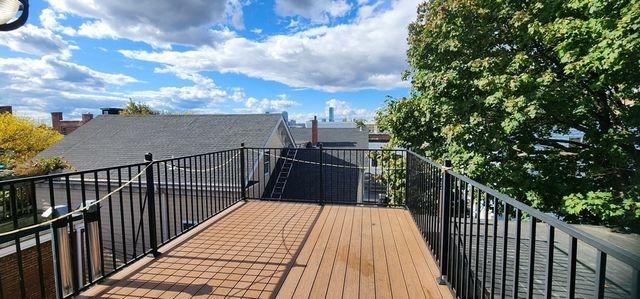 118 F, Boston, MA 02127