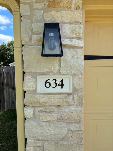 634 River Bluff CIR, Georgetown, TX 78626
