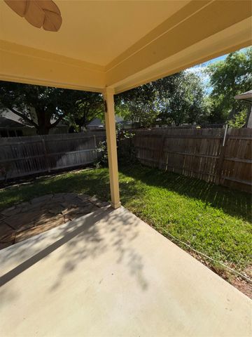 634 River Bluff CIR, Georgetown, TX 78626