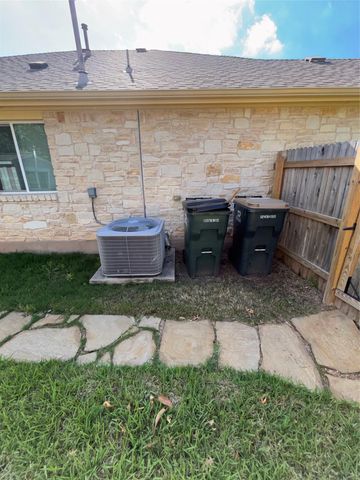 634 River Bluff CIR, Georgetown, TX 78626